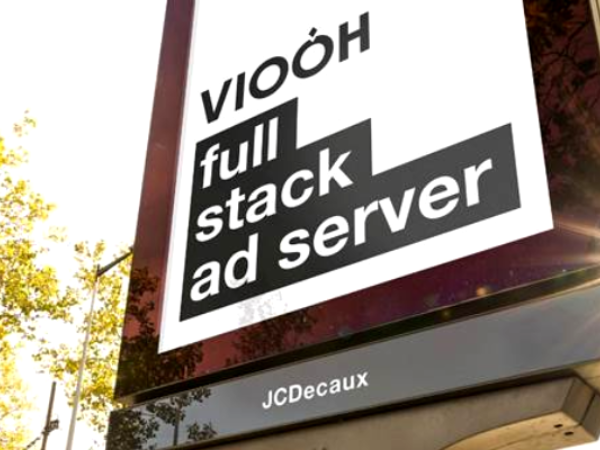JCDecaux launches full stack ad server with tech partner VIOOH